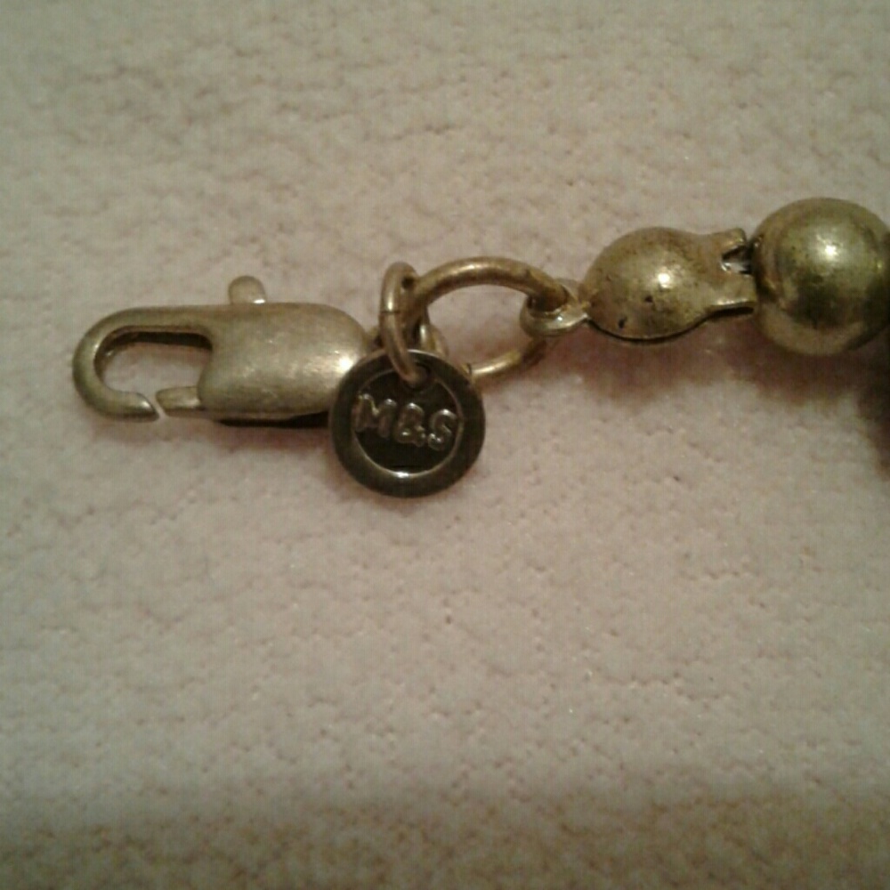 Necklaces - Picture 3 of 4